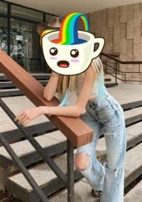 Şık sarışın Nilüfer