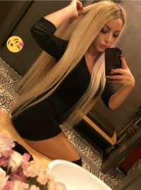 Şımarık buğday tenli eskort Refika