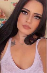 Süper evinde buluşan eskort Ceylin