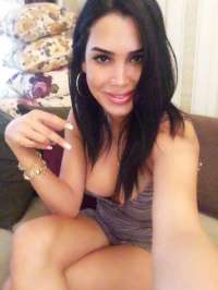 Süper evinde buluşan kız Makbule