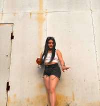 Toroslar'da Unutulmaz Escort Deneyimi - Mavi Saçlı, 52 kg, 167 cm Güzel Bayan