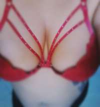 Toroslar'ın Büyüleyici Eskort Kızıyla Tanışın