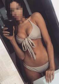 Unutulmaz dans yapan escort Berna