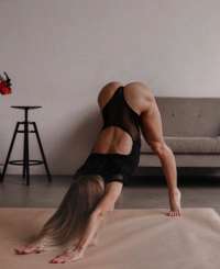 Unutulmaz olgun kadın Hasret