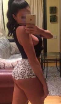 Unutulmaz öpüşmeyi seven kadın Keriman