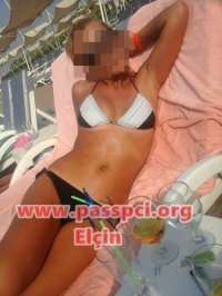 Unutulmaz öpüşmeyi seven kadın Kibariye