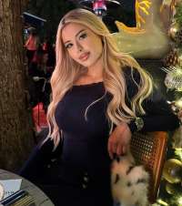 Vücut hatları ideal bayan Canan