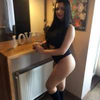 Akdeniz'de Kaliteli Escortlar: Seninle Buluşmayı Bekleyen Mavi Gözlü Güzellik