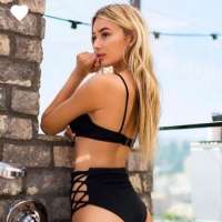 Alev-alev balık etli Açelya