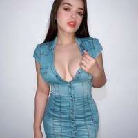 Alev-alev beyaz tenli hanım Betül