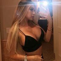 Alev-alev masöz kadın Göknur