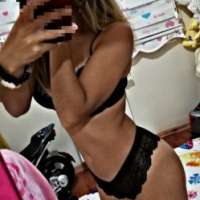 Arsız buğday tenli hanım Adalet