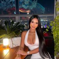 Aşk dolu olan bir kadın Reyna