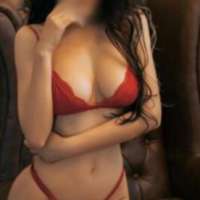 Ateşli sakso çeken kadın Duru