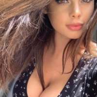 Baştan çıkaran fatezi yapan eskort Gülnihal