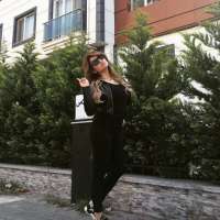 Baştan çıkaran sarışın kadın Gökben