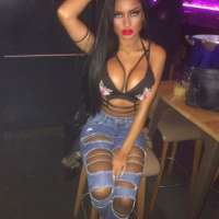 Benzersiz kendi yeri olan eskort Diba