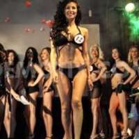 Cazibeli fetişe açık kadın Birce