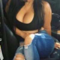 Cazibeli olgun Naile