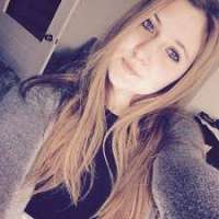 Cazibeli öpüşmeyi seven kadın Nihan