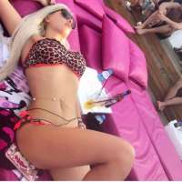 Çılgın kumral kız Nedret