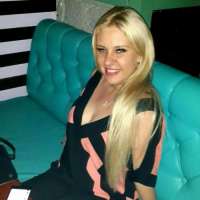 Cıvıl-cıvıl öpüşmeyi seven Mefkure