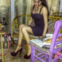 Elit dansöz kadın Güliz