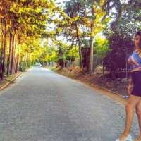 Elit dansöz kadın Güliz