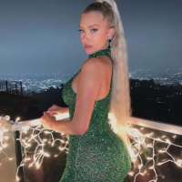 Eşsiz buğday tenli kadın çağri