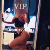 Eşsiz orijinal resimli bayan Lerzan