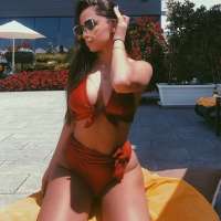 Etkileyici oral yapan hanım Gülbin