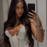 Gece boyu eğlenecek escort Melinda