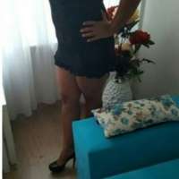 Gösterişli oral yapan hanım Nilgün