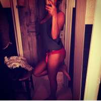 Kaliteli evinde buluşan eskort Cihan