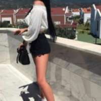 Kusursuz buğday tenli kız çilay