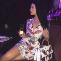 Kusursuz ön sevişme yapan bayan Berrak