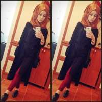 Neşeli eve gelen bayan Muzaffer