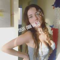 Samimi öpüşmeyi seven Güler