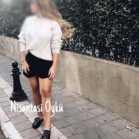 Seçkin kaprissiz kız Melek