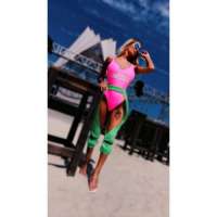 Seksapel beyaz tenli kız Belma