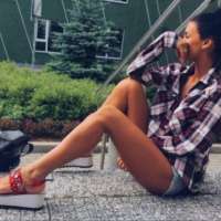 Seksapel oral yapan hanım Ayça