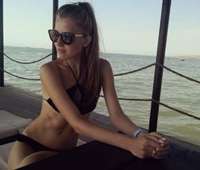 Seksi genç kadın Belma