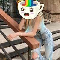 Şık sarışın Nilüfer