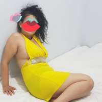 Şımarık esmer bayan Dilruba